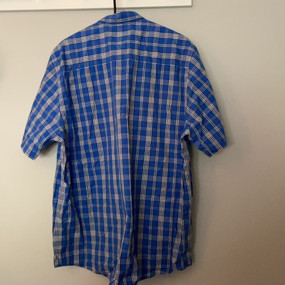 Cutter & Buck short sleeve button down shirt  XL - Picture 4 of 5